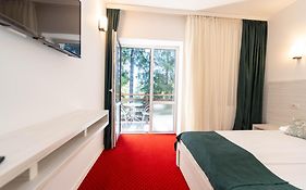 Hotel Cirus